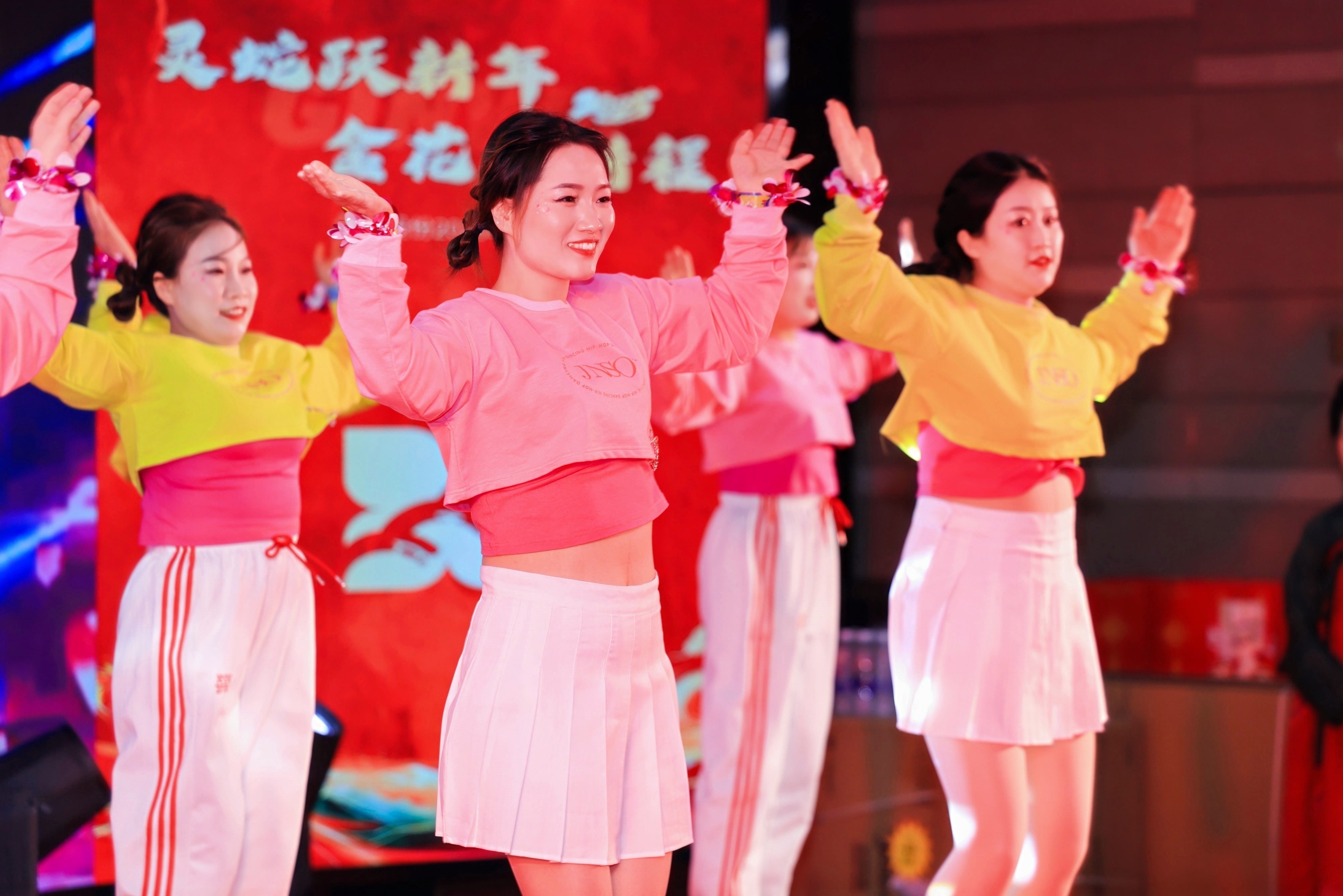 3499��˹ά��˹�ɷ�2025�����