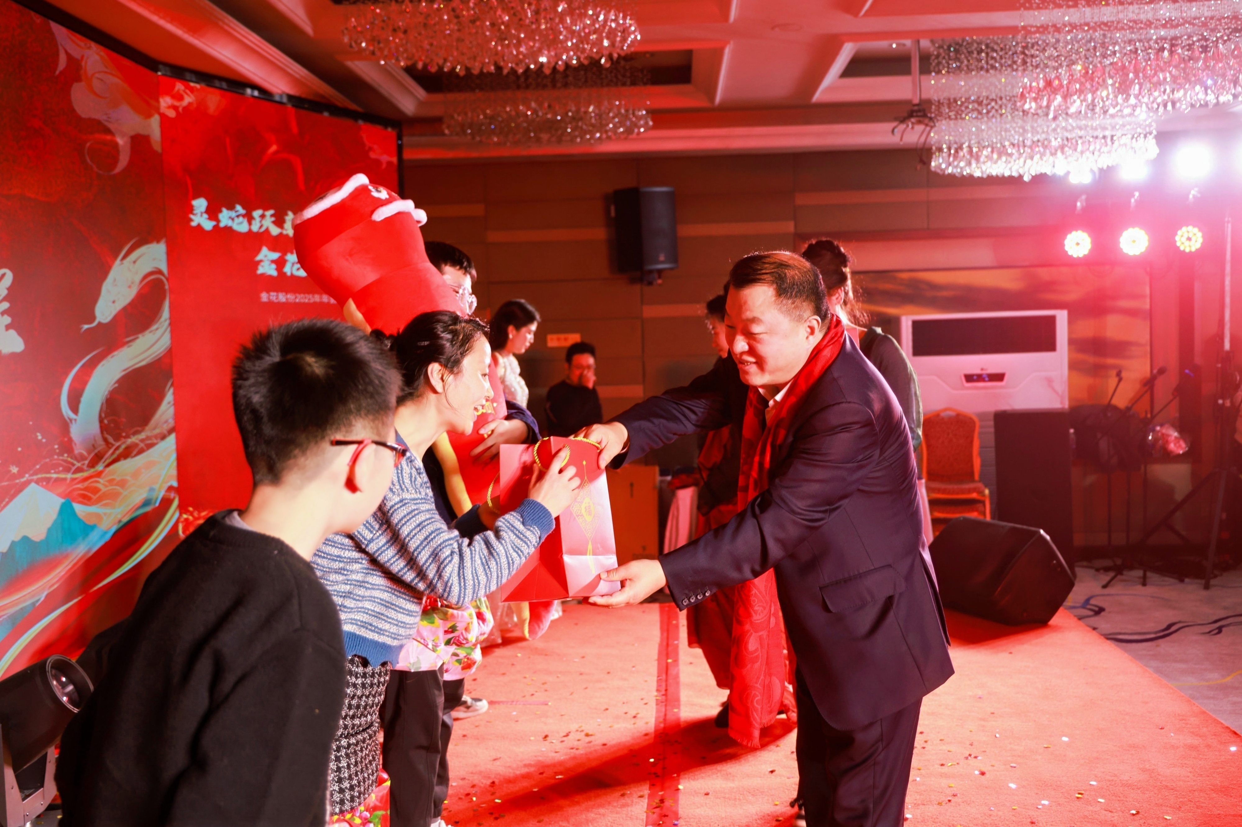 3499��˹ά��˹�ɷ�2025�����