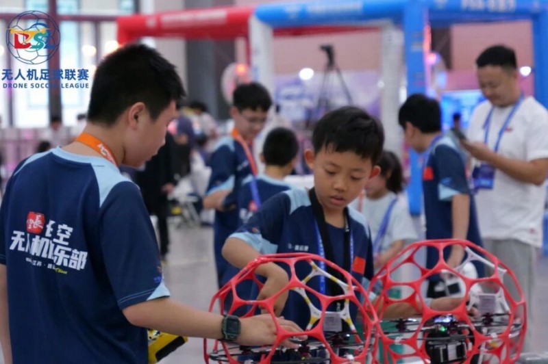 中国无人机足球联赛贵阳精彩瞬间
